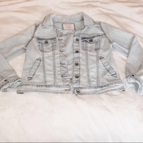 Sonoma Jackets & Blazers - 🌻 CLEAR OUT🌻 Sonoma jean jacket